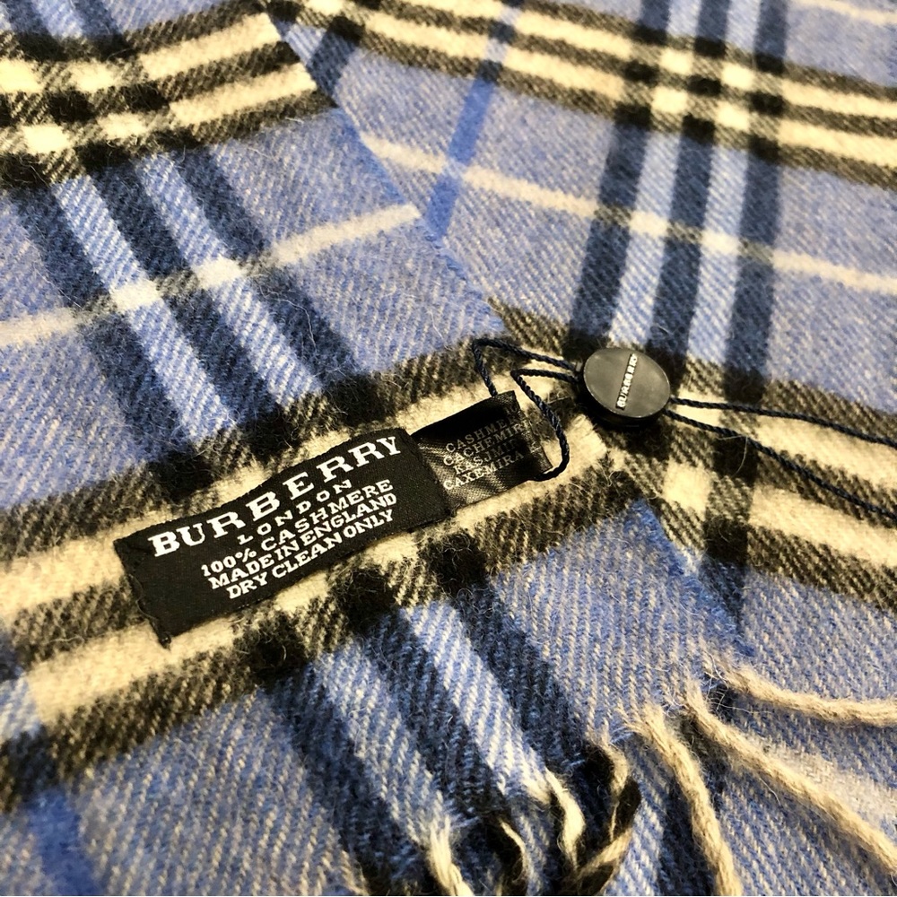 Burberry 100% cashmere blue plaid scarf - Picture 4 of 4